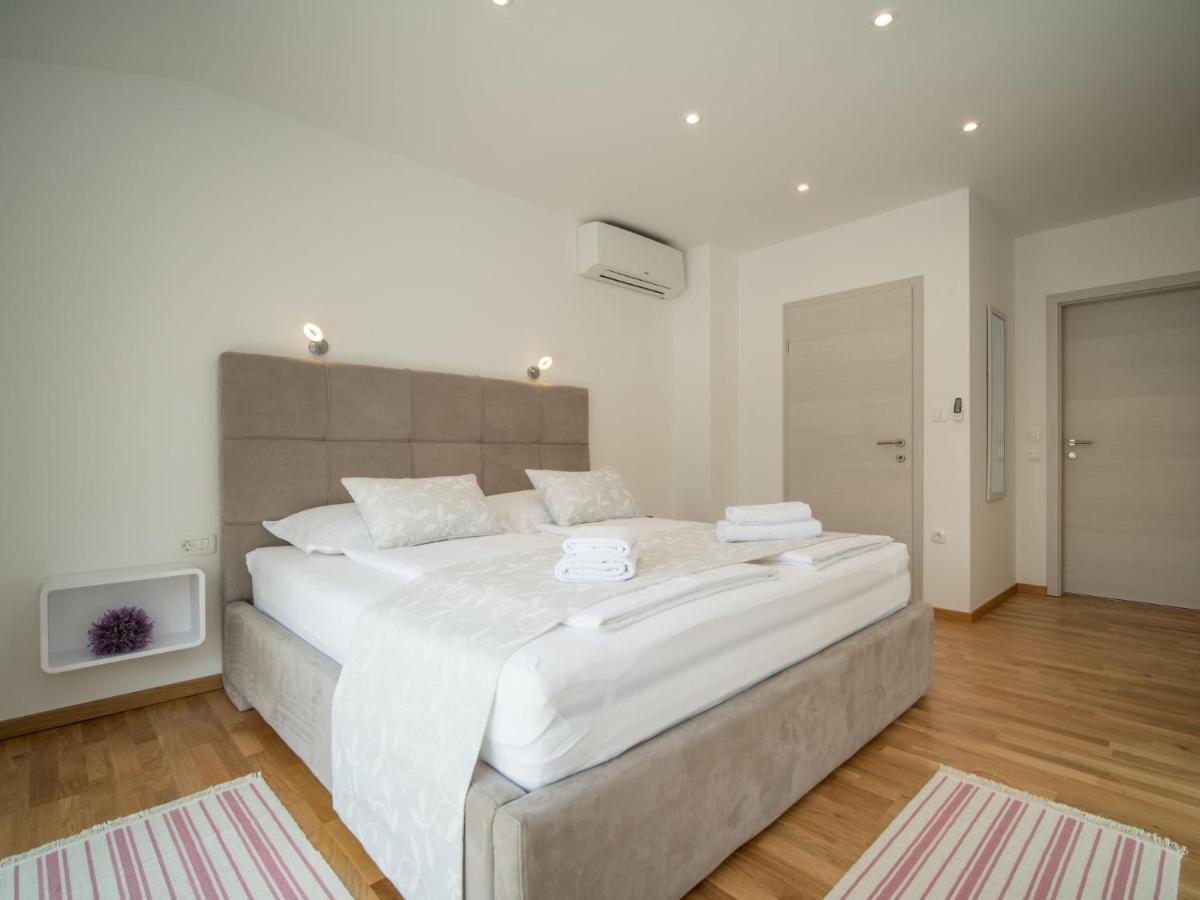 Holiday Home Andela By Interhome Dobrinj Kültér fotó